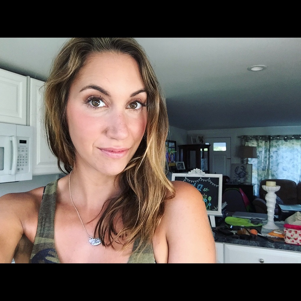 Meet your Posher, Marnie